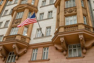 Алексей Навальный - США «в рамках реакции на отравление Навального» ввели санкции против российских чиновников - znak.com