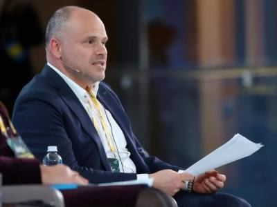 Михаил Радуцкий - Радуцкий заявил, что ни у одного украинского медика нет тяжелых осложнений после вакцинации от COVID-19 - gordonua.com - Украина