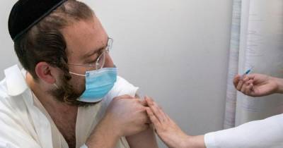 В Израиле COVID-вакцинацию прошли свыше 50% взрослого населения - dsnews.ua - Израиль