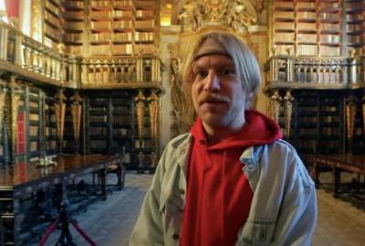 Иван Дорн - Иван Дорн попал в старинную библиотеку с летучими мышами - kp.ua - Португалия
