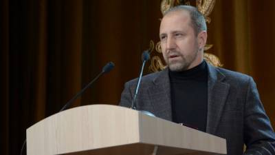 Николай Азаров - Александр Ходаковский - Ходаковский объяснил, смог бы Азаров остановить украинский Майдан - riafan.ru - Донецк