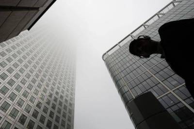 Безработица в феврале снизилась до 5,7% - Росстат - smartmoney.one - Reuters