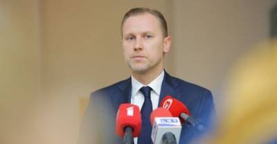 Депутат Сейма Латвии Гобземс назвал премьер-министра Кариньша «идиотом» - eadaily.com - Латвия - штат Висконсин