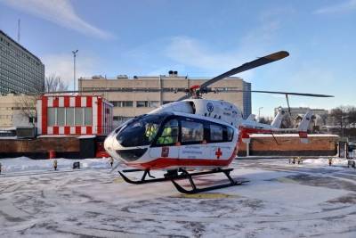 Спасатели доставили мужчину в больницу на вертолете в Новой Москве - vm.ru - Москва
