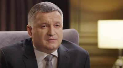 Арсен Аваков - Савик Шустер - Джо Байден - Глава МВД Украины призвал соотечественников к самоуважению - riafan.ru - Киев
