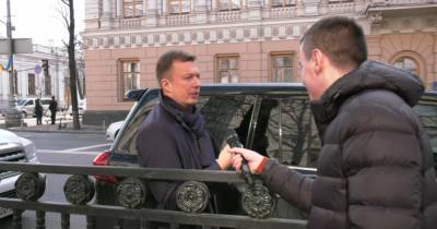 Александр Дубинский - Андрей Николаенко - "Отец дает покататься": нардеп объяснил, почему ездит на авто, которого нет в декларации - focus.ua