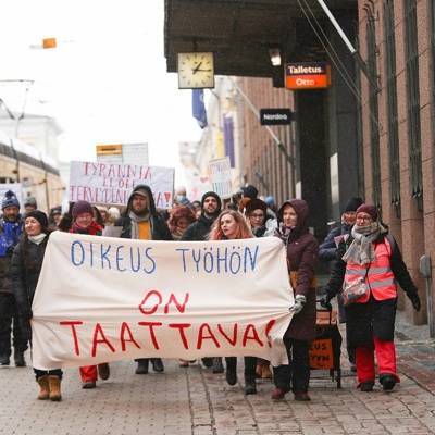 Около 400 человек участвуют в акции протеста в Хельсинки - radiomayak.ru - Финляндия - Голландия - Хельсинки - с. Всего