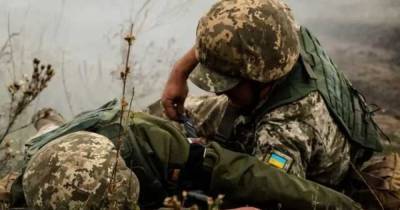 В зоне ООС в результате обстрела боевиков погиб украинский военный - dsnews.ua - Донбасс