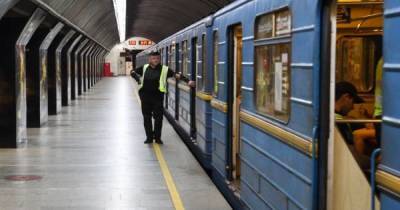 Николай Поворозник - КГГА в понедельник примет решение о работе метро в "красном" Киеве - dsnews.ua - Киев