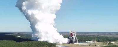 Двигатель огромной лунной ракеты NASA испытали огнем - techno.bigmir.net