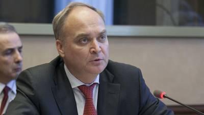 Владимир Путин - Анатолий Антонов - Джо Байден - Антонов отказался от общения с прессой перед вылетом в Москву - politros.com - Москва - США - Вашингтон - Нью-Йорк - Посол