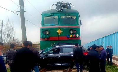 В Ташкентской области произошло столкновение поезда и авто. Водитель погиб - podrobno.uz - Узбекистан - Ташкент