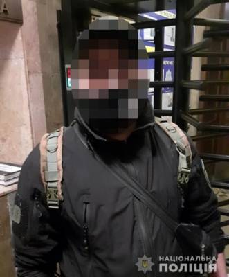 Сергей Стерненко - Полиция задержала одного участника акции под Офисом Президента - for-ua.com - Киев - Винницкая обл.