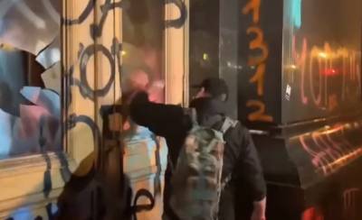 Антон Геращенко - Сергей Стерненко - Беспорядки под ОП: задержанному участнику предъявили подозрение - news.bigmir.net - Киев - Одесса
