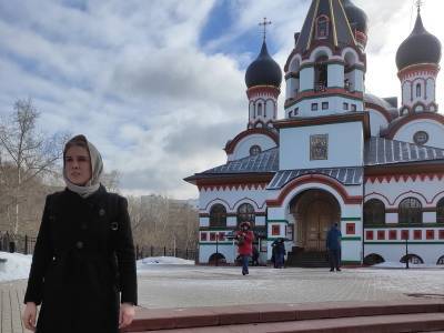 Владимир Воронин - Навальный - Любовь Соболь сходила в храм на праздничную службу, несмотря на запрет властей - sobesednik.ru