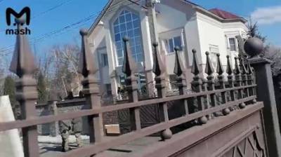 Иван Белозерцев - В Сеть выложили видео, снятое у дома задержанного губернатора - penzainform.ru - Пенза
