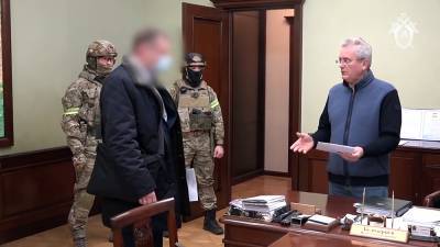 Иван Белозерцев - Борис Шпигель - Антон Колосков - Опубликовано видео задержания пензенского губернатора Белозерцева - tvc.ru - Пензенская обл. - Пенза
