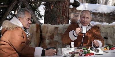 Сергей Шойгу - Владимир Путин - Дмитрий Песков - Путин и Шоуйгу отдыхают вместе с Сибири – фото и видео обсуждают в сети - ТЕЛЕГРАФ - telegraf.com.ua - Россия
