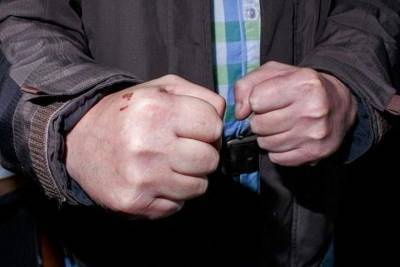 Сержант из Тверской области в пьяном угаре сломал руку полицейскому - tver.mk.ru - Тверь - Тверская обл.