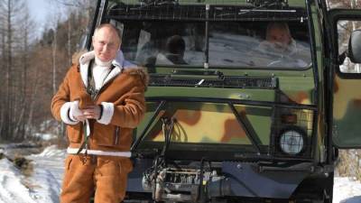 Сергей Шойгу - Владимир Путин - Путин и Шойгу провели выходные в тайге - m24.ru - Крым