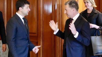 Курт Волкер - Путину не звонить, ждать инструкций от Байдена – Волкер дал советы Зеленскому по Донбассу - newdaynews.ru - Киев - Вашингтон - Париж - Берлин