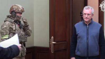 Иван Белозерцев - Борис Шпигель - Евгений Шпигель - Антон Колосков - Охота на «аптечного короля» или партийный раскол: За что задержали губернатора Белозерцева - polit.info - Россия - Пензенская обл. - Новости
