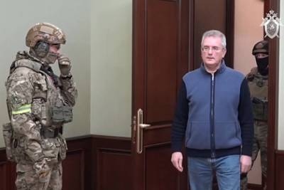 Иван Белозерцев - Борис Шпигель - Антон Колосков - Появились подробности о взятке пензенского губернатора - lenta.ru - Пензенская обл. - Пенза