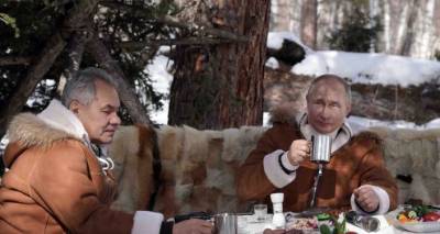 Шойгу - Путин - Путин и Шойгу ездят на вездеходе по тайге и не только - серия редких видео - ru.armeniasputnik.am