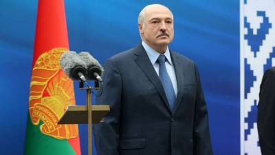 Александр Лукашенко - Лукашенко заявил о «генетическом иммунитете» белорусов к нацизму - gazeta.ru