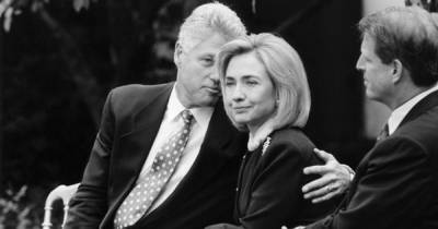 Вильям Клинтон - 30 шагов вперед: как 1998 год запомнился украицам импичментом Клинтона, дефолтом в России и трагедией на Закарпатье - tsn.ua