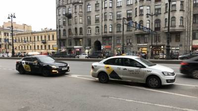 Владислава Грин - Треть таксистов в России имеют 20-летний стаж вождения - nation-news.ru