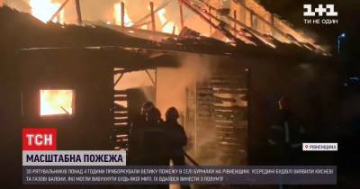 Крупный пожар в Ровенской области: пламя достигало десяти метров - tsn.ua - Киев