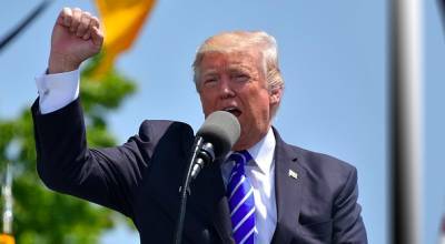 Дональд Трамп - Джейсон Миллер - Трамп планирует запустить собственную социальную сеть - vchaspik.ua - шт.Флорида