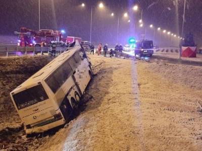 В ДТП в Польше погиб сменный водитель автобуса с украинцами – полиция - gordonua.com - Польша - Черновцы
