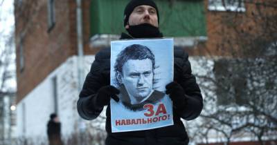 Алексей Навальный - США ввели новые санкции против России из-за отравления Навального - tsn.ua - США