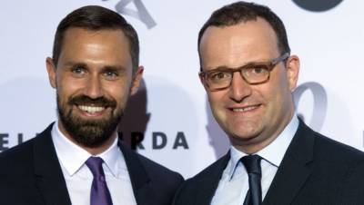 Йенс Шпана - Скандал в Германии: Минздрав покупал маски у фирмы мужа министра - 24tv.ua - Берлин