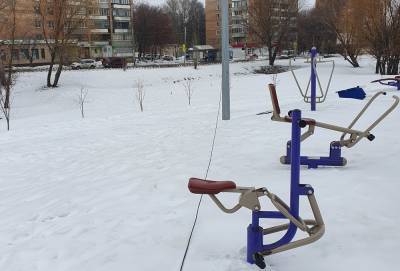 На детской площадке в Рязани оборвались электропровода - 7info.ru - Рязань