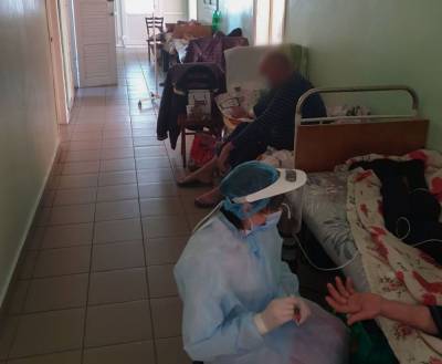 В СOVID-больницах Николаева пациентов уже размещают в коридорах - news.bigmir.net - Николаевская обл. - Николаев