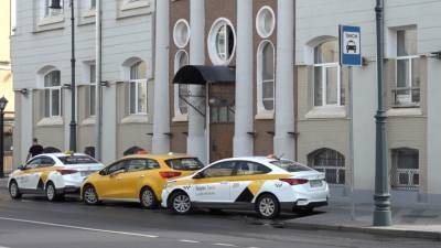 Перечислены лучшие сервисы для заказа такси в России - politros.com