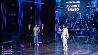 Анастасия Ивлеева - Александр Ревва - Стало известно, кто станет ведущими церемонии вручения премии Муз-ТВ - newinform.com - Москва