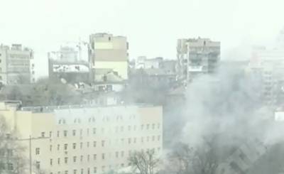 ЧП возле Александровской больницы в Киеве, огромный столб дыма повис над городом: первые кадры - politeka.net - Киев