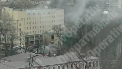 Светлана Водолага - В Киеве возле инфекционного отделения Александровской больницы произошел пожар: видео - 24tv.ua - Киев