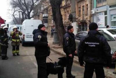 Угроза взрыва в правительственном квартале Киева: на место срочно выехали спасатели и полиция - politeka.net - Киев