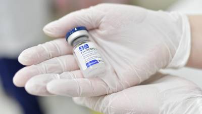 Марио Драги - Российскую вакцину "Спутник V" одобрила 55-я страна - m24.ru - Маврикий