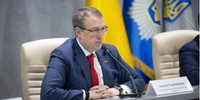 Антон Геращенко - Сергей Стерненко - Протест под ОПУ: замглавы МВД назвал сторонников Стерненко «маргиналами из профашистских кругов» - nv.ua - Киев