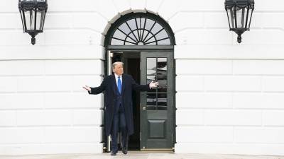 Дональд Трамп - Джейсон Миллер - Трамп планирует вернуться в соцсети с собственной платформой - usa.one - шт.Флорида
