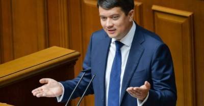 Дмитрий Разумков - Сергей Стерненко - "Стены сдачи не дают": Разумков отреагировал на беспорядки под Офисом президента 20 марта - delo.ua - Брюссель
