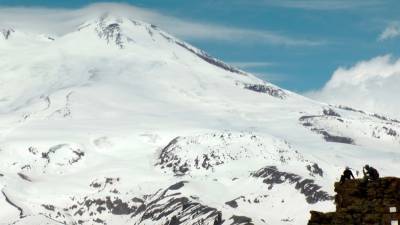 Спасатели обнаружили труп пропавшего альпиниста на Эльбрусе - polit.info - респ. Кабардино-Балкария