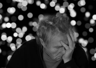 Ученые назвали факторы, влияющие на риск развития деменции - vm.ru