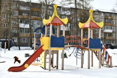 Детский городок в Ярославле пообещали не сносить пока не сойдет снег - yar.mk.ru - Ярославль